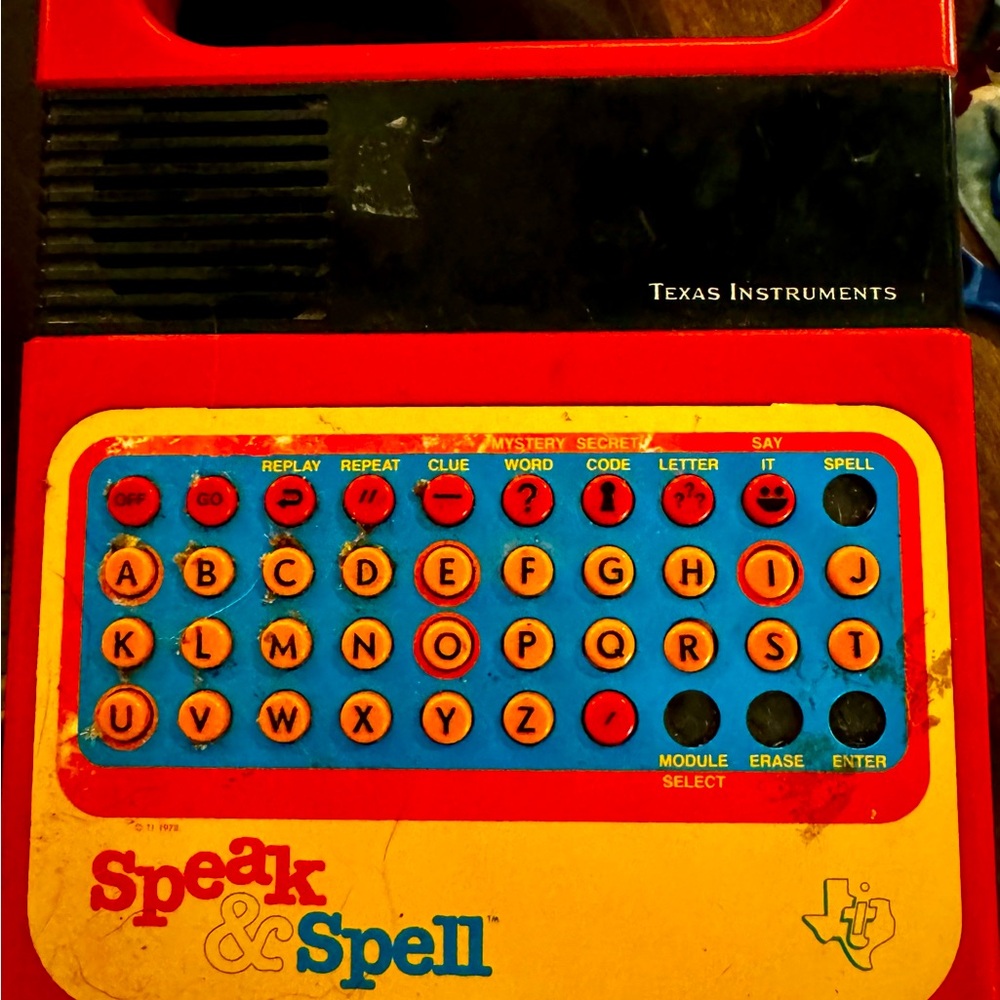 VINTAGE Texas Instruments Speak & Spell.